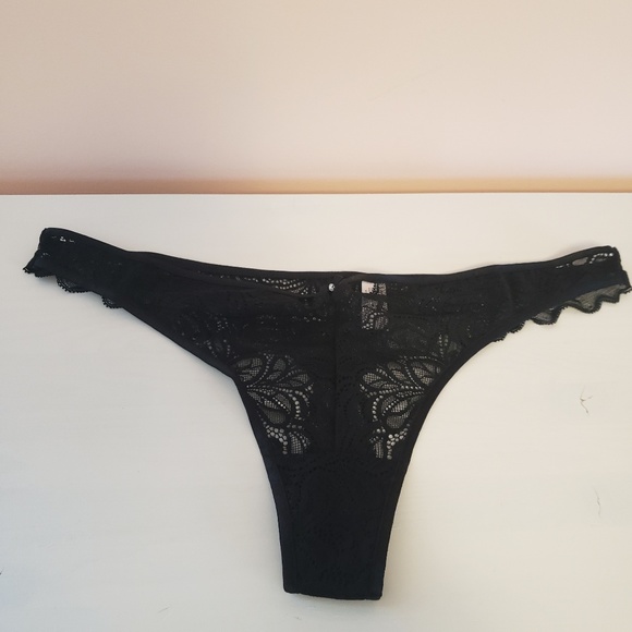 b.tempt'd by Wacoal Other - b.tempt'd by Wacoal Undisclosed Lace Thong